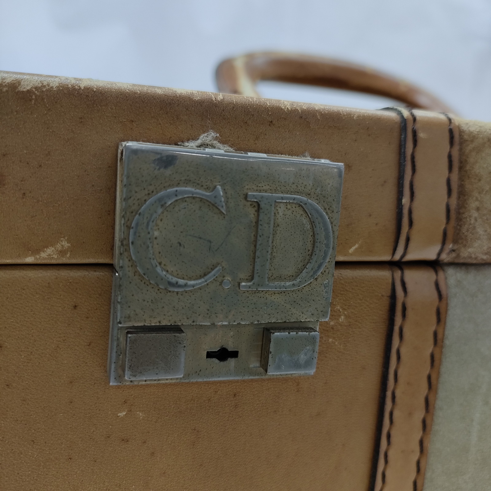 Christian Dior Kosmetiktasche GARANTI SCOTCHGARD Etikett Braun Papier Stoff 1254797 - Bild 16 von 20